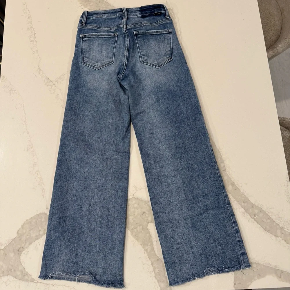 Risen HighRise Wide Leg Denim Jeans Women’s Size 3/26 Vintage Blue Wash Raw Hem - Picture 5 of 8